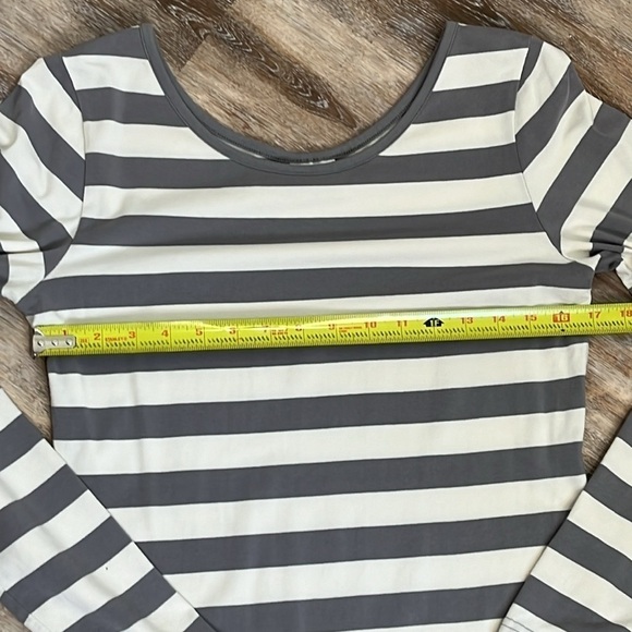Matilda Jane Wide Gray and White Striped Top Women's Long Sleeve 90s Y2K - Picture 11 of 16